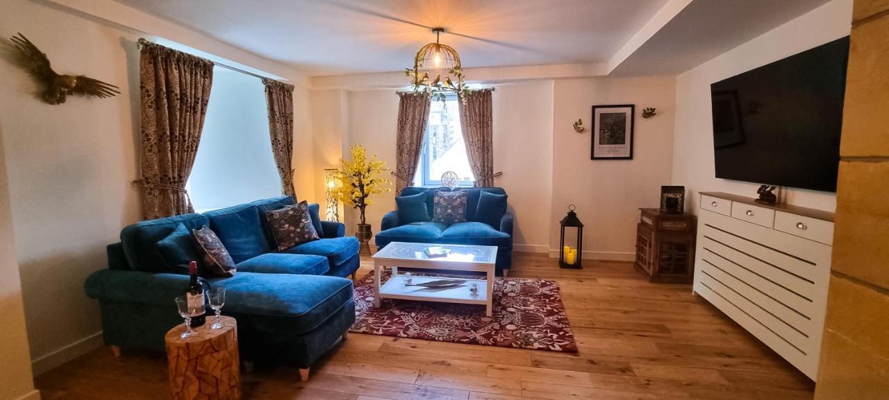 Loch Ness - Luxury Highland Retreat In Scotland Apartamento Fort Augustus Exterior foto